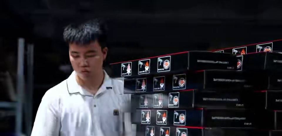 真探者仓库中待发的喷枪包装箱